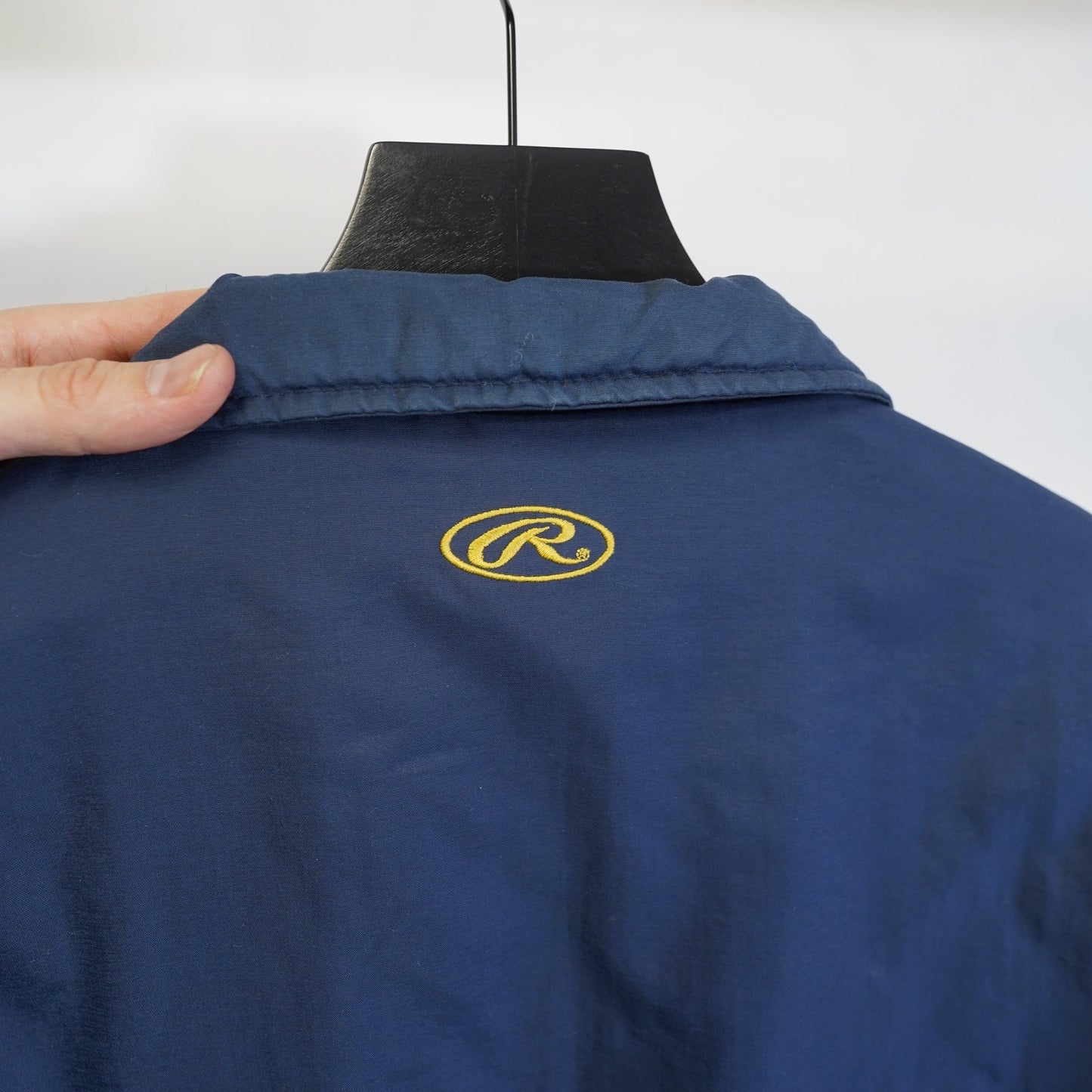 (XL) Vintage Rawlings Notre Dame Fighting Irish Puffer Jacket Men's XL Sewn Blue 90s