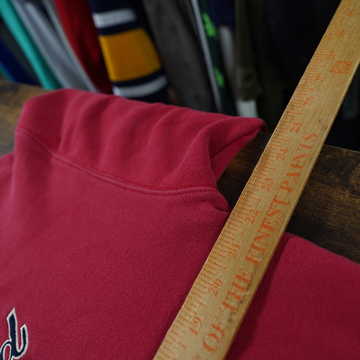 (M) Vintage Walt Disney World Mickey Mouse Embroidered Hoodie Men's M Red Sewn Retro