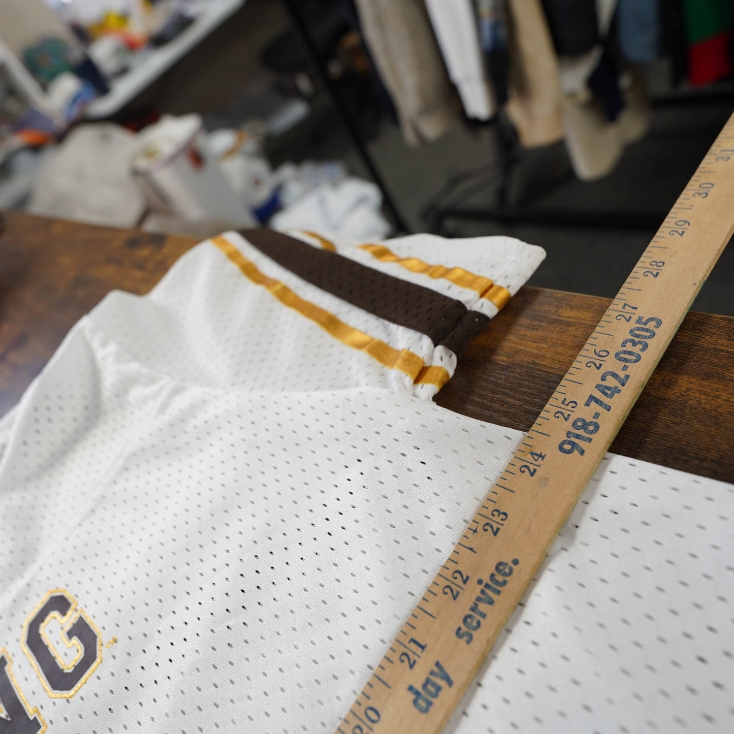 (Women's XL) Vintage Wyoming Cowboys Football Jersey Women's XL White Retro