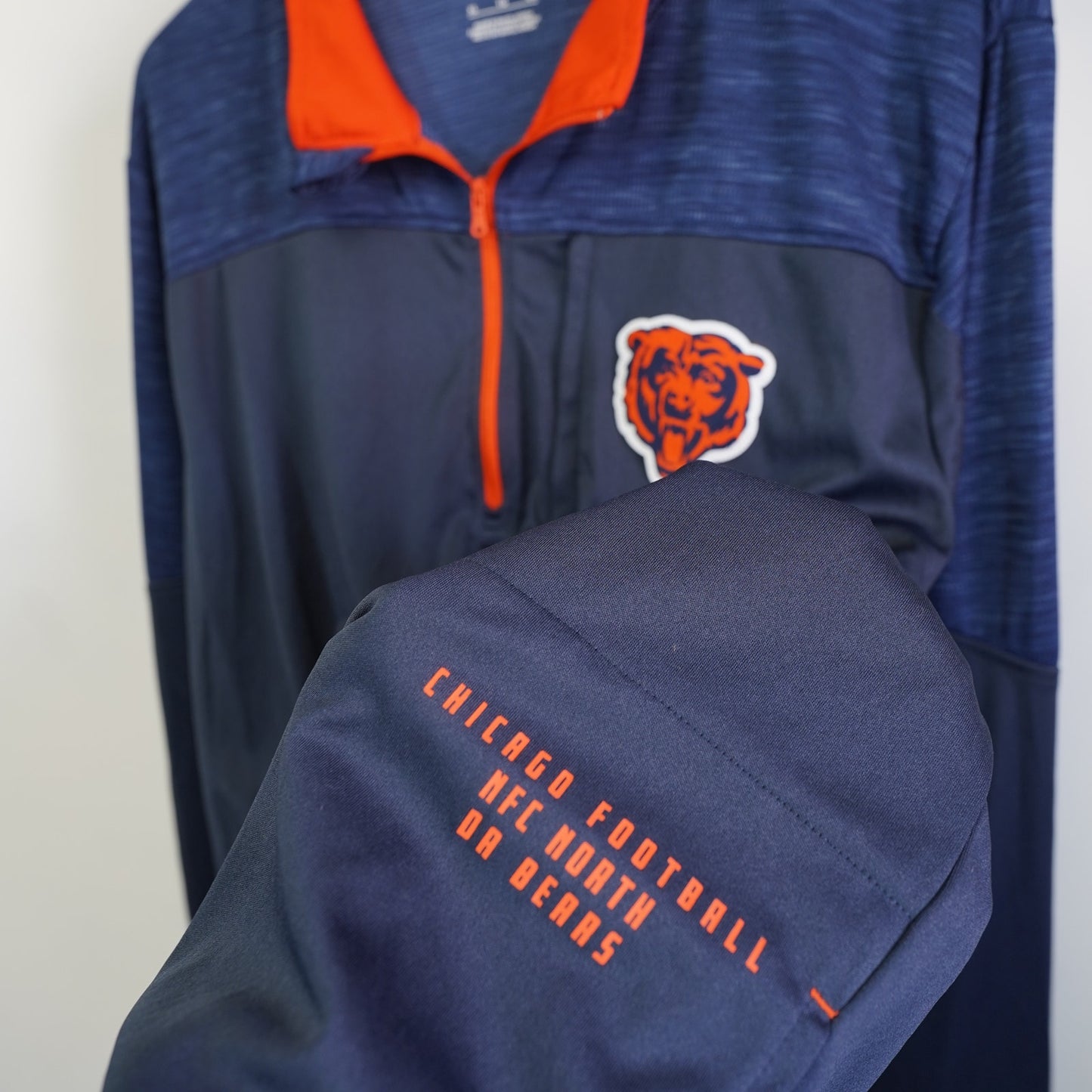 (XL) Chicago Bears NFL Team Apparel 1/4 Zip Pullover Men's XL Blue Orange Sideline