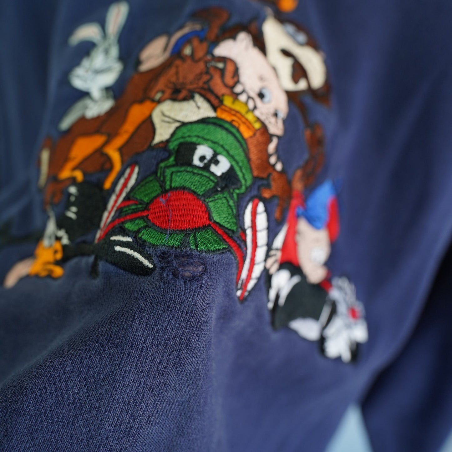 (L) Vintage Looney Tunes Stitched Sweatshirt Men's L Blue Bugs Taz Warner Brothers