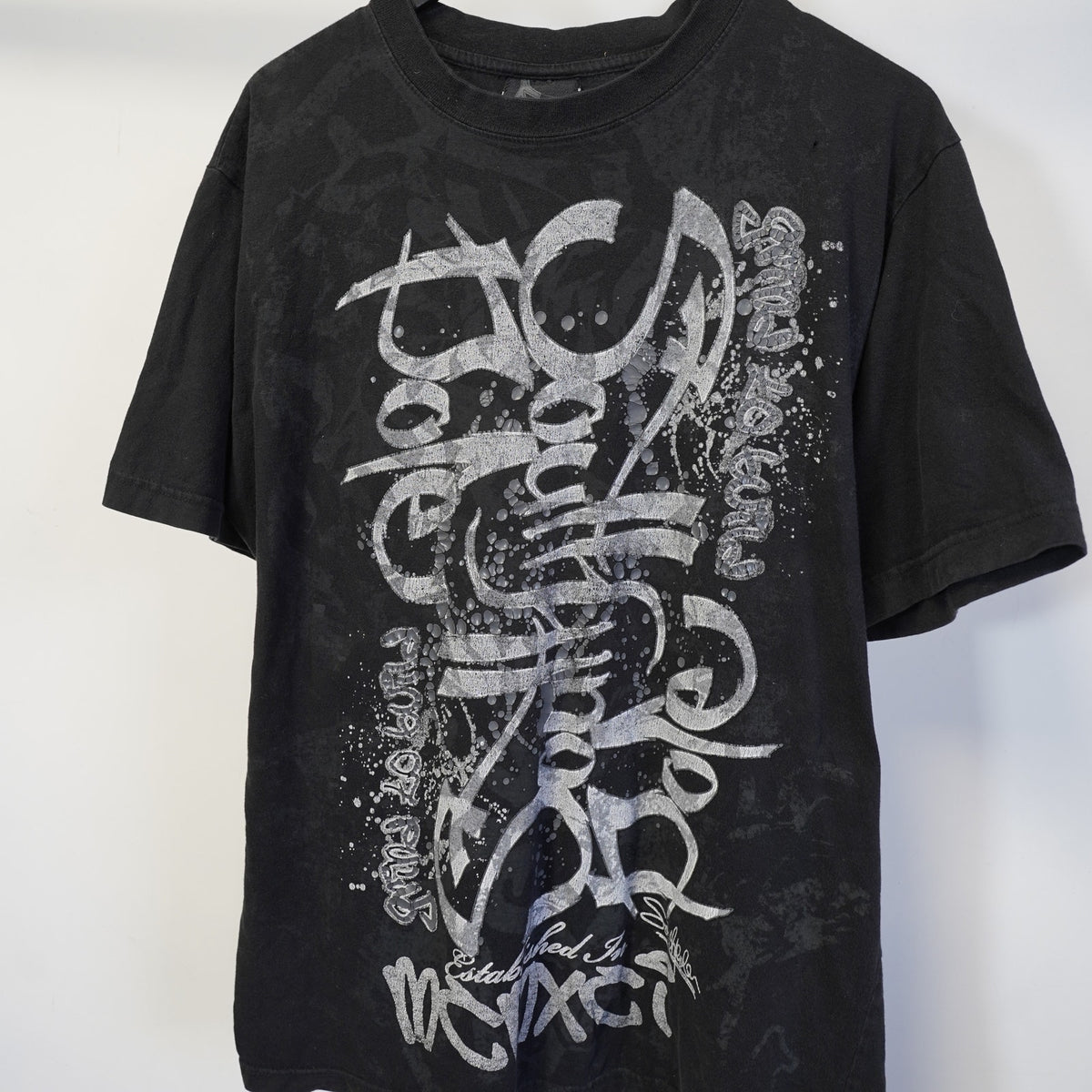 (M) Vintage Southpole Y2K Graffiti Streetwear T-Shirt 2000s Men's M Black Emo Goth