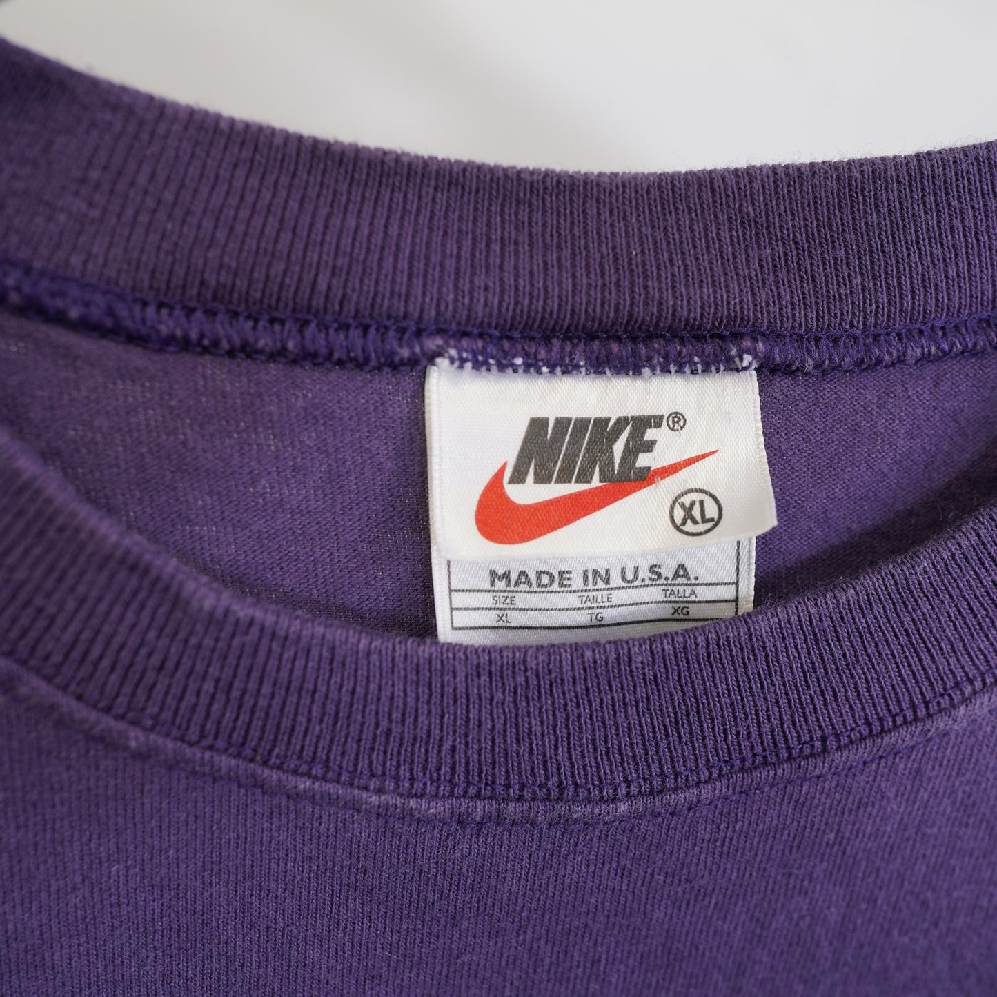 (XL) Vintage 90s Nike White Tag USA Made Muscle T-Shirt Men's XL Purple Big Swoosh