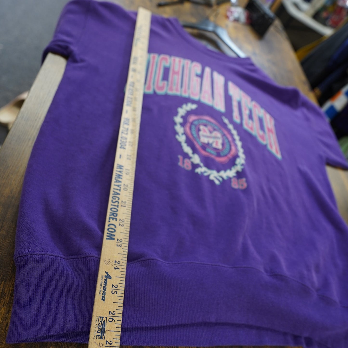 (L) Vintage Michigan Tech Purple 90s Crewneck Sweatshirt Men's L Jansport