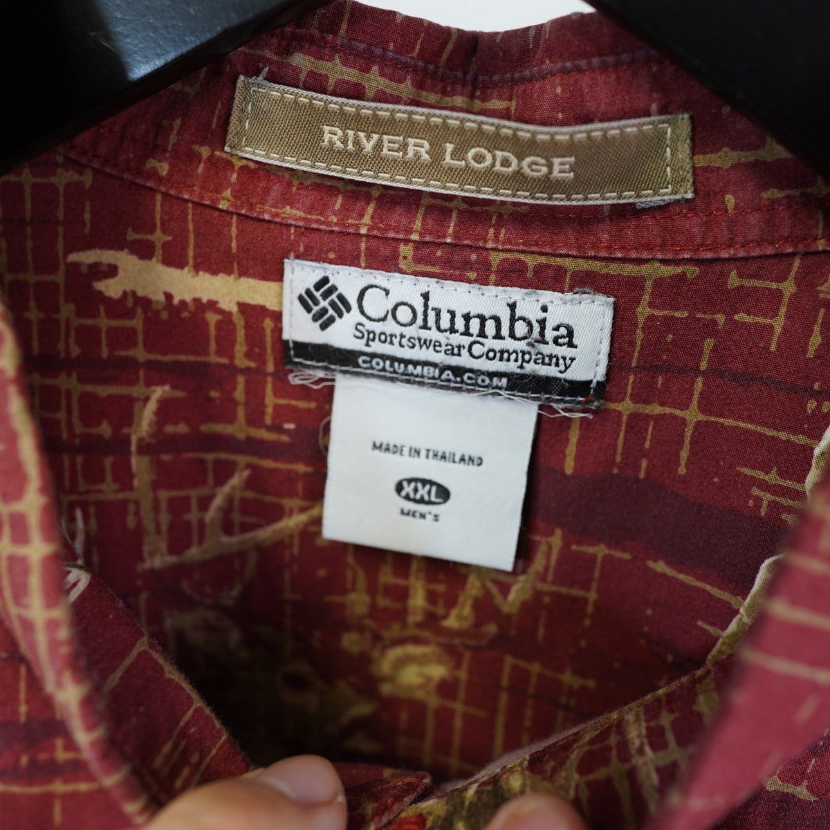 Vintage (XXL) Columbia Deer All Over Print Hunting Button Up Men's 2XL River Lodge Red