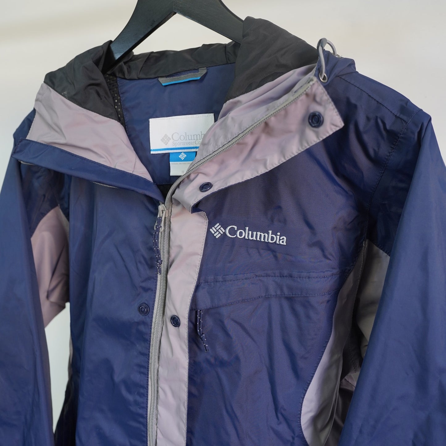 (S) Columbia Omni-Tech Waterproof Rain Jacket Men's S Navy Hooded Hiking Windbreaker