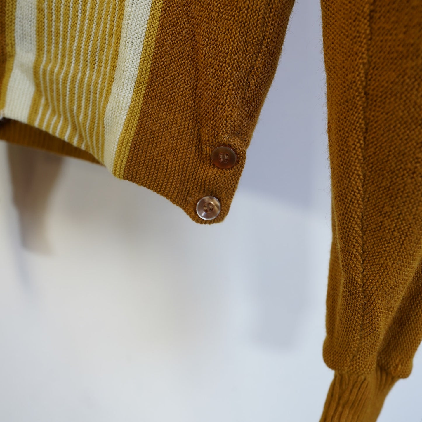 (L) True Vintage 1960s-70s Sears Sportswear Yellow Knit Striped Cardigan Men's L Sweater