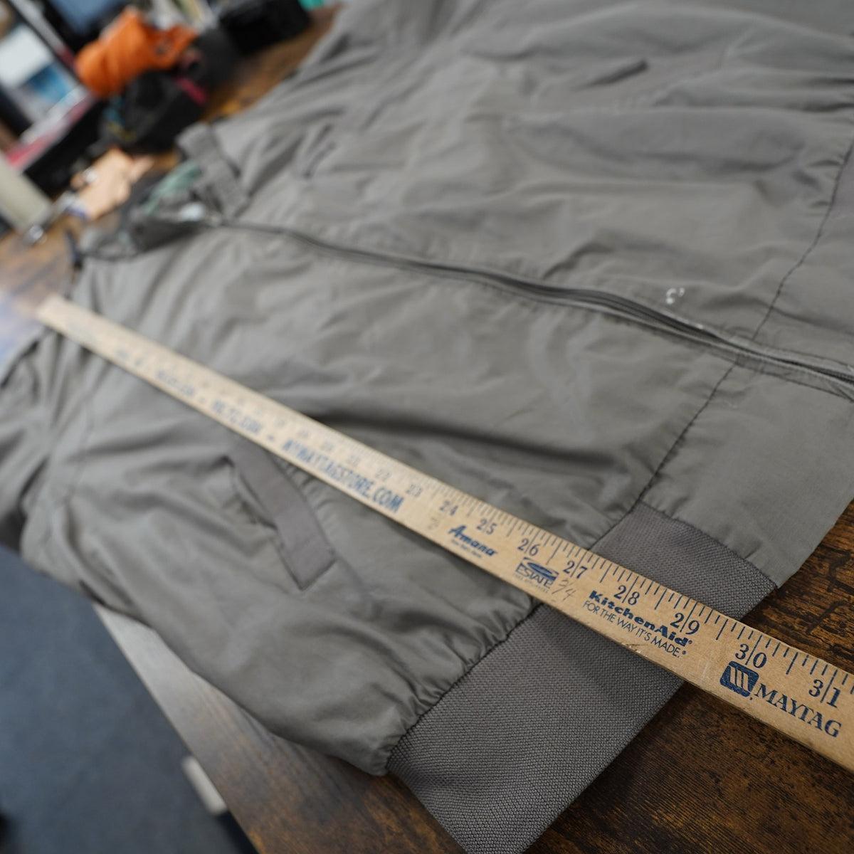 (XLT) Vintage Members Only Essential 80s Bomber Jacket Men's XLT Gray Europe Craft