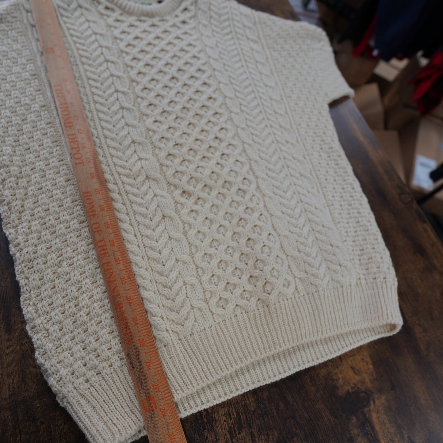 (L) Vintage Carraig Don Fishermen Cable Knit Pure Wool Ireland Cream Sweater