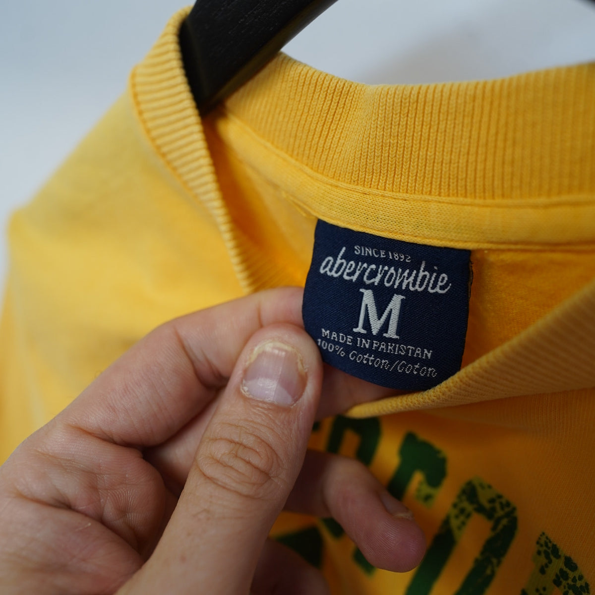 (Women's M) Vintage Abercrombie & Fitch NY Y2K T-Shirt Women's M Yellow Green 2000s New York