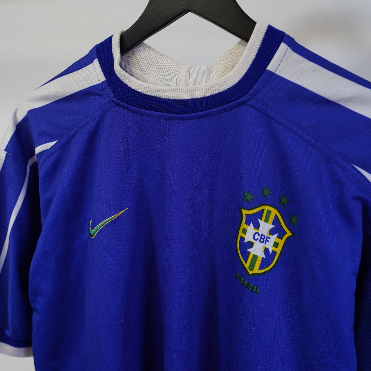 (L) Vintage 1998-2000 Brazil Bootleg Nike Soccer Jersey Blue