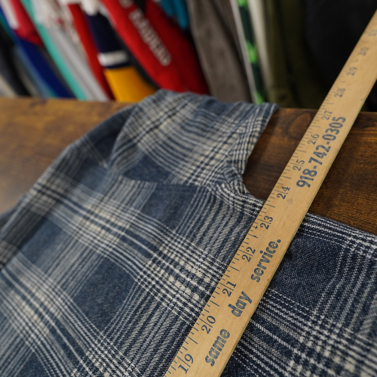 (XL) Vintage Greg Norman Plaid 90s Golf Polo Shirt Men's XL Navy White Retro