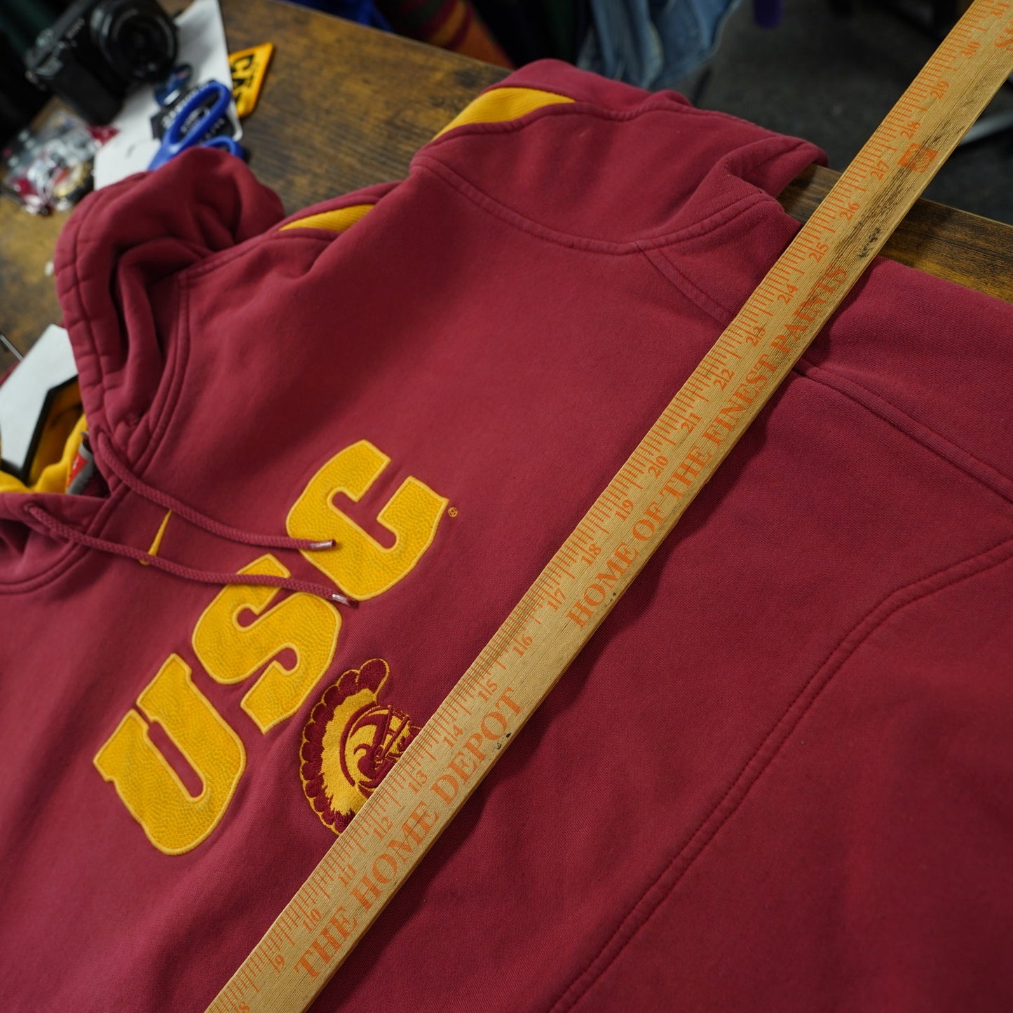(XL) Vintage USC Trojans Team Nike Center Swoosh Hoodie Men's XL Red Stitched