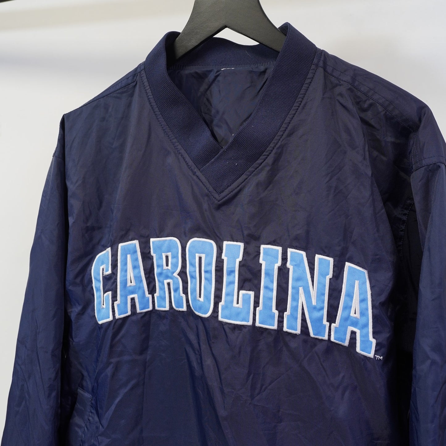 (M) Vintage Carolina Tar Heels Embroidered Pullover Windbreaker Men's M Blue Sewn