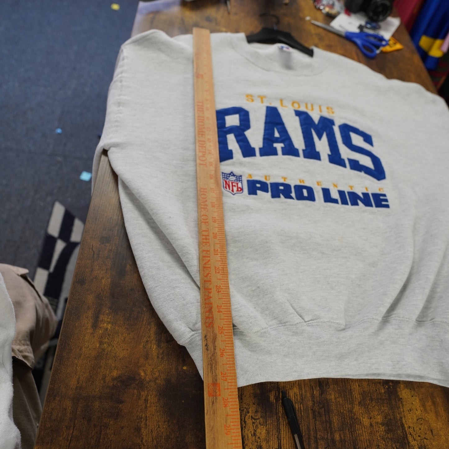 (XXL) Vintage St. Louis Rams Nfl Pro Line Sweatshirt Men's XXL Gray Sewn Russell Ath