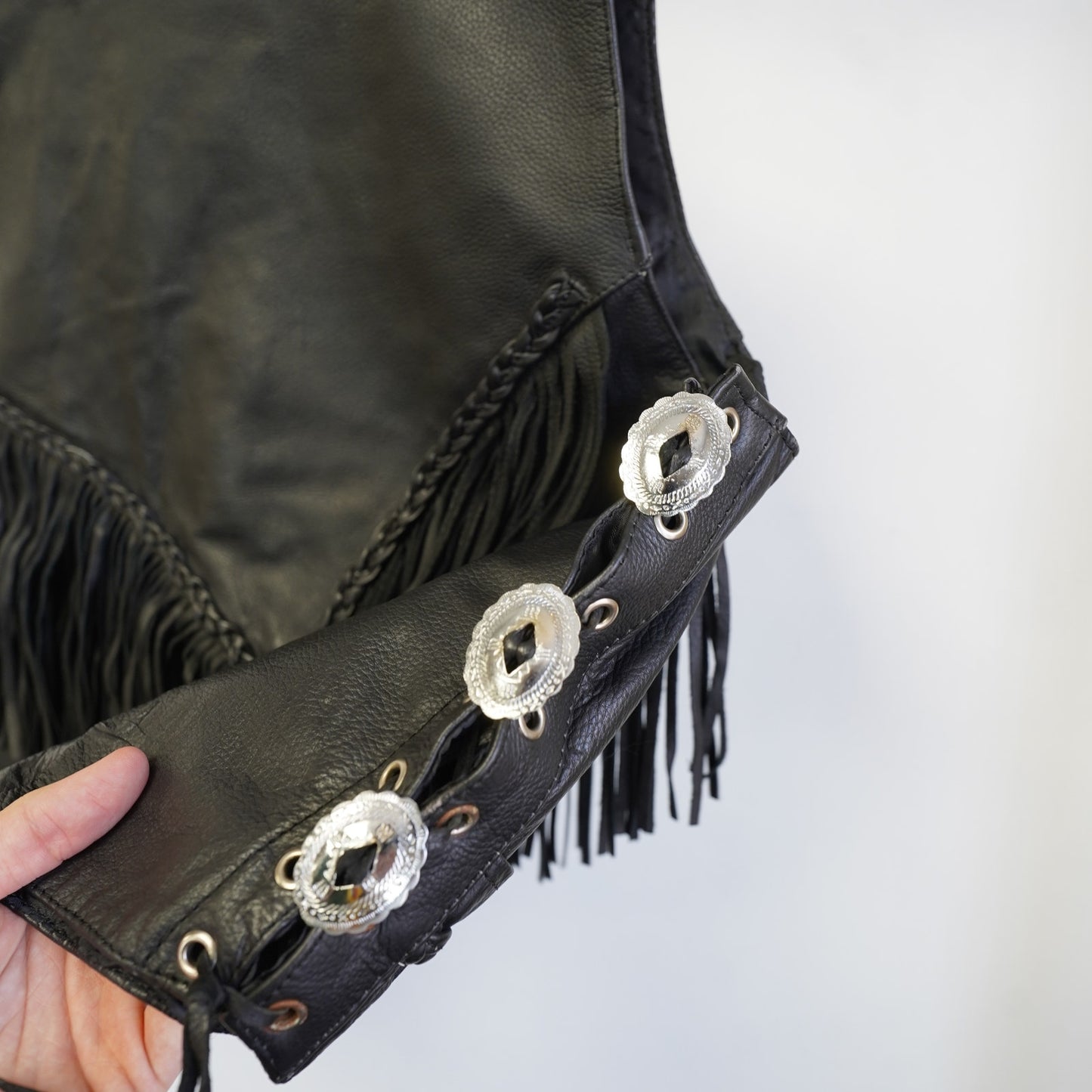 (Women's XL) Vintage Western Leather Unik Biker Vest Fringe Motorcycle Women's XXL Black