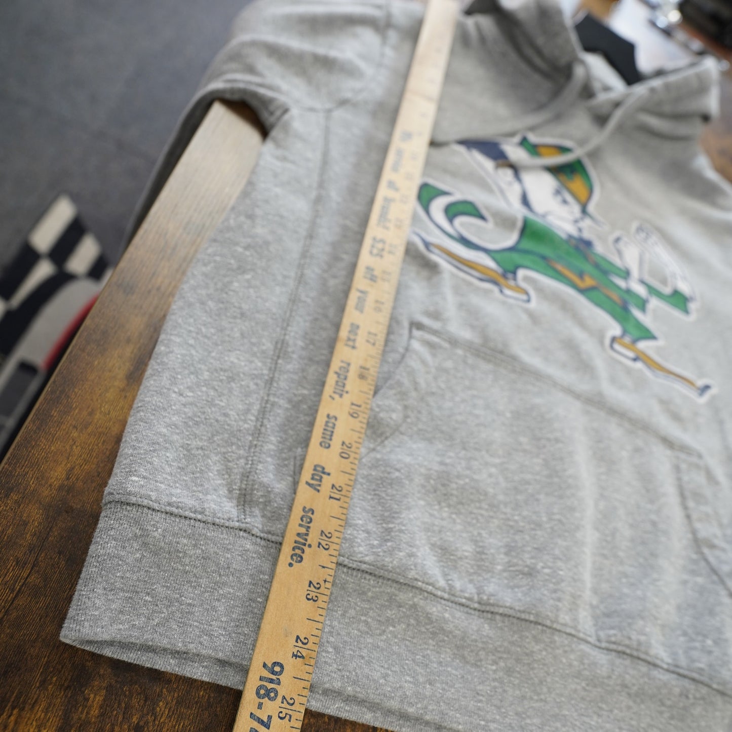 (S) Notre Dame Fighting Irish League Hoodie Men's S Heather Gray Leprechaun