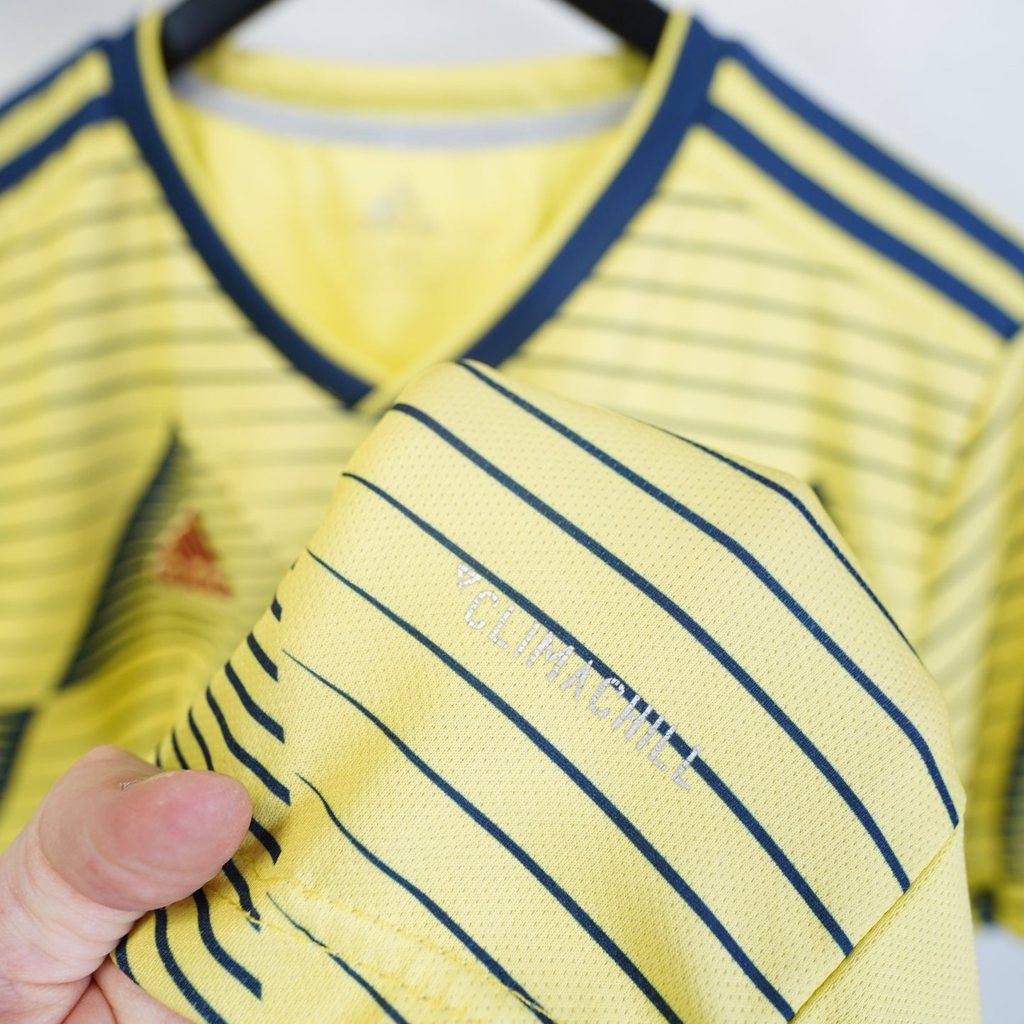 (L) Adidas Colombia Home Soccer Jersey Youth XXL Men's L Yellow 2019 Football