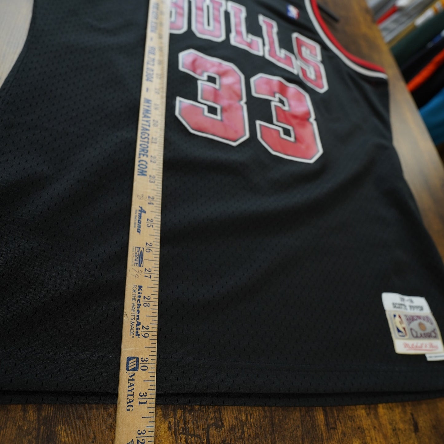 (L) Scottie Pippen Mitchell & Ness Embroidered Bulls Basketball Jersey Mens L Black