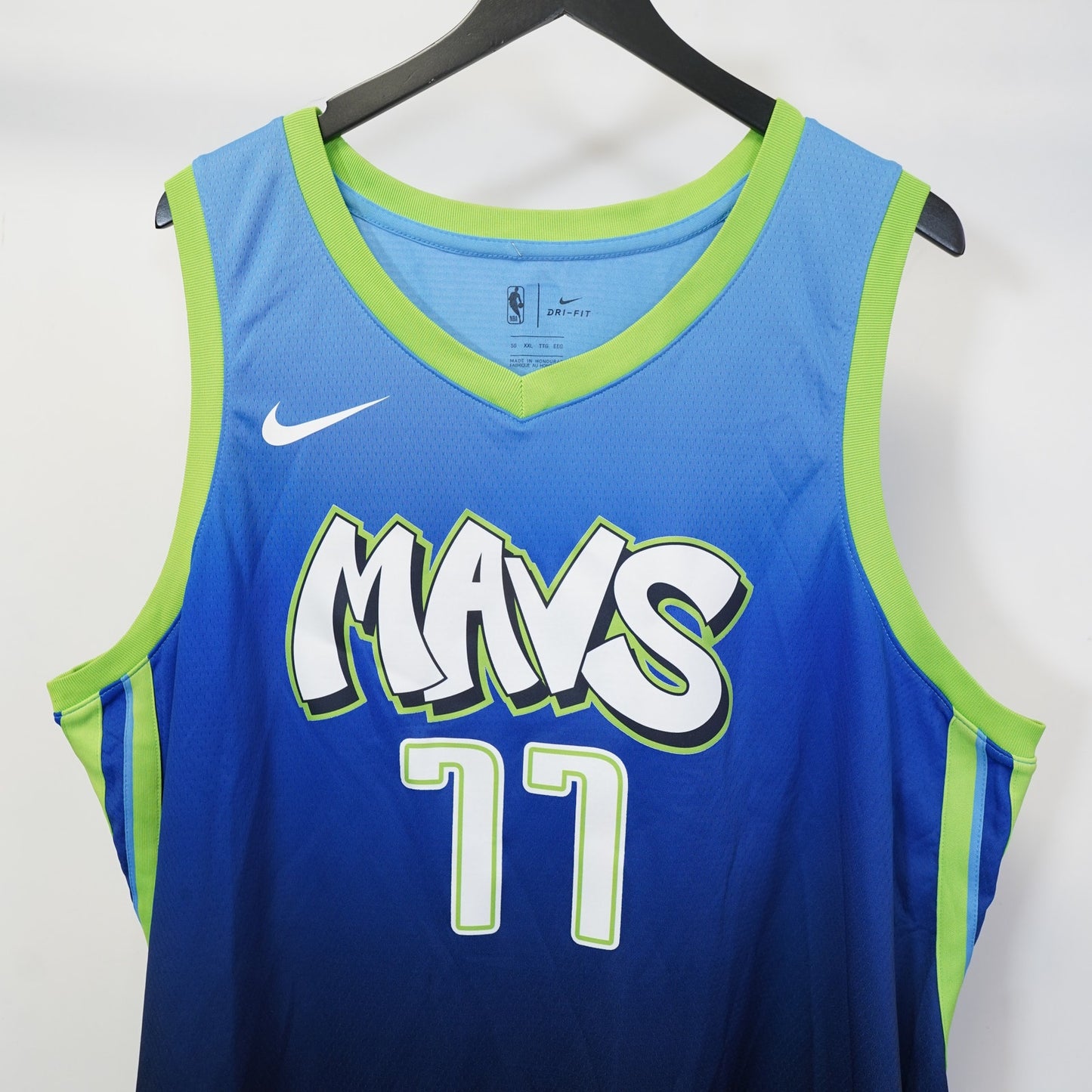 (XXL) Nike Dallas Mavericks Luka Doncic 2019/20 City Edition Swingman Jersey Men's XXL