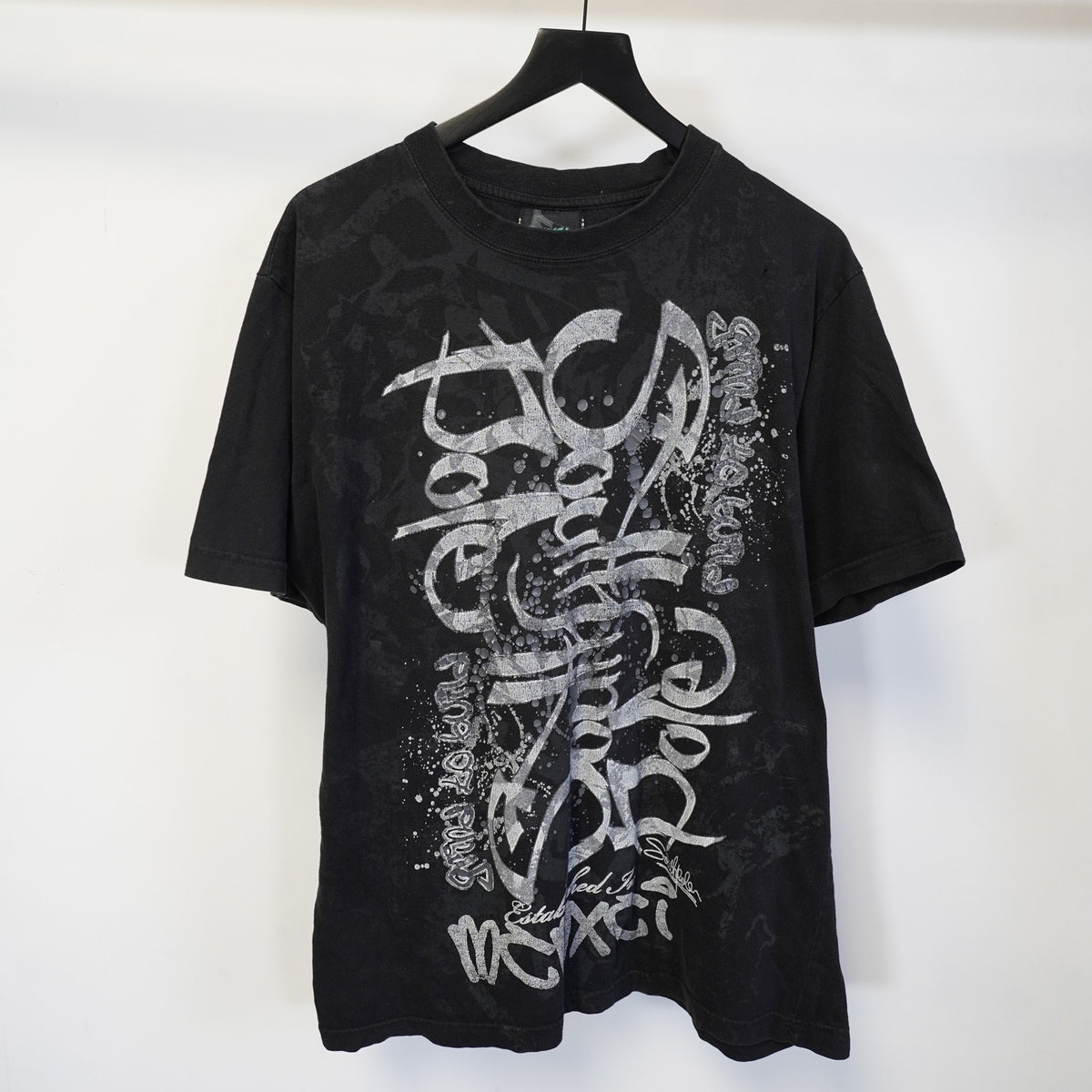 (M) Vintage Southpole Y2K Graffiti Streetwear T-Shirt 2000s Men's M Black Emo Goth
