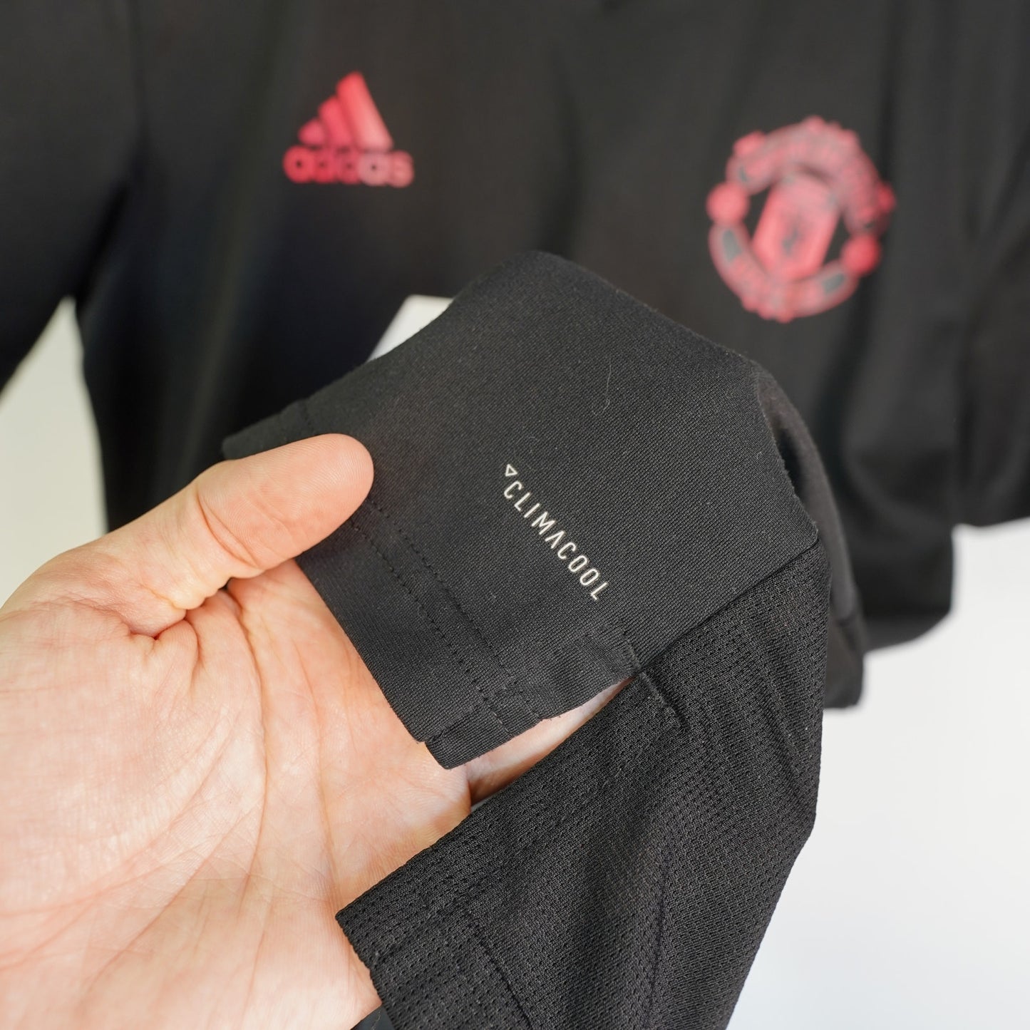 Adidas Manchester United FC 2018/2019 Men's S Black Training Soccer Jersey Shirt