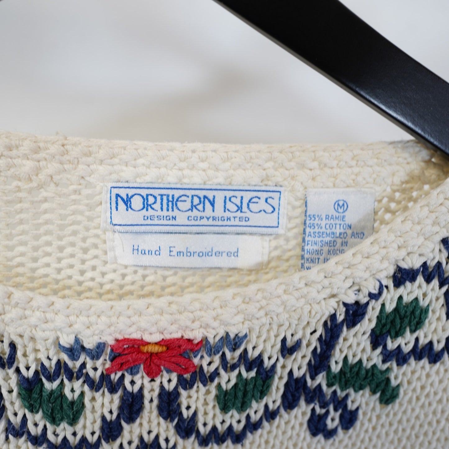 (Women's M) Vintage Northern Isles Floral Hand Knit Sweater Women's M Cottage Flower 90s