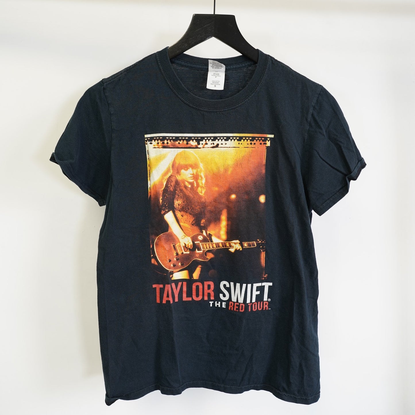 (Women's S) Taylor Swift The Red Tour 2013 Concert Band T-Shirt Women's S Black Official