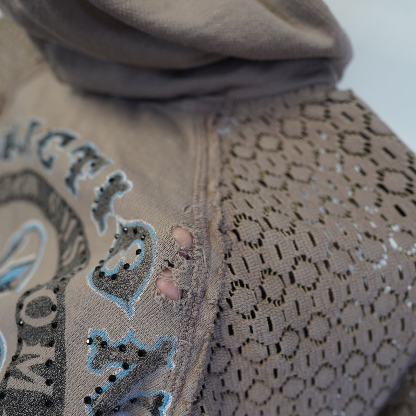 (Women's L ) Sinful Affliction Hoodie Lace Sleeves Made USA Skull Biker Y2K Tan