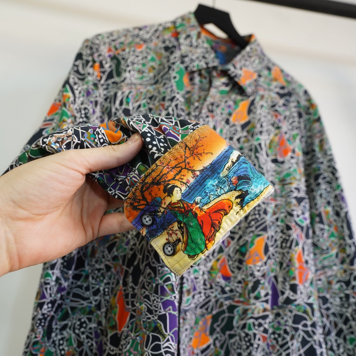 (XL) Robert Graham Samurai Printed Classic Fit Longsleeve Button Up Shirt