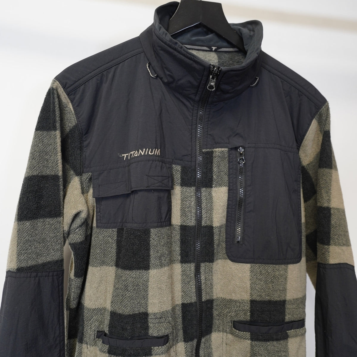 Vtg Columbia Sportswear Titanium Series Buffalo Plaid Fleece Jacket Mens L Black