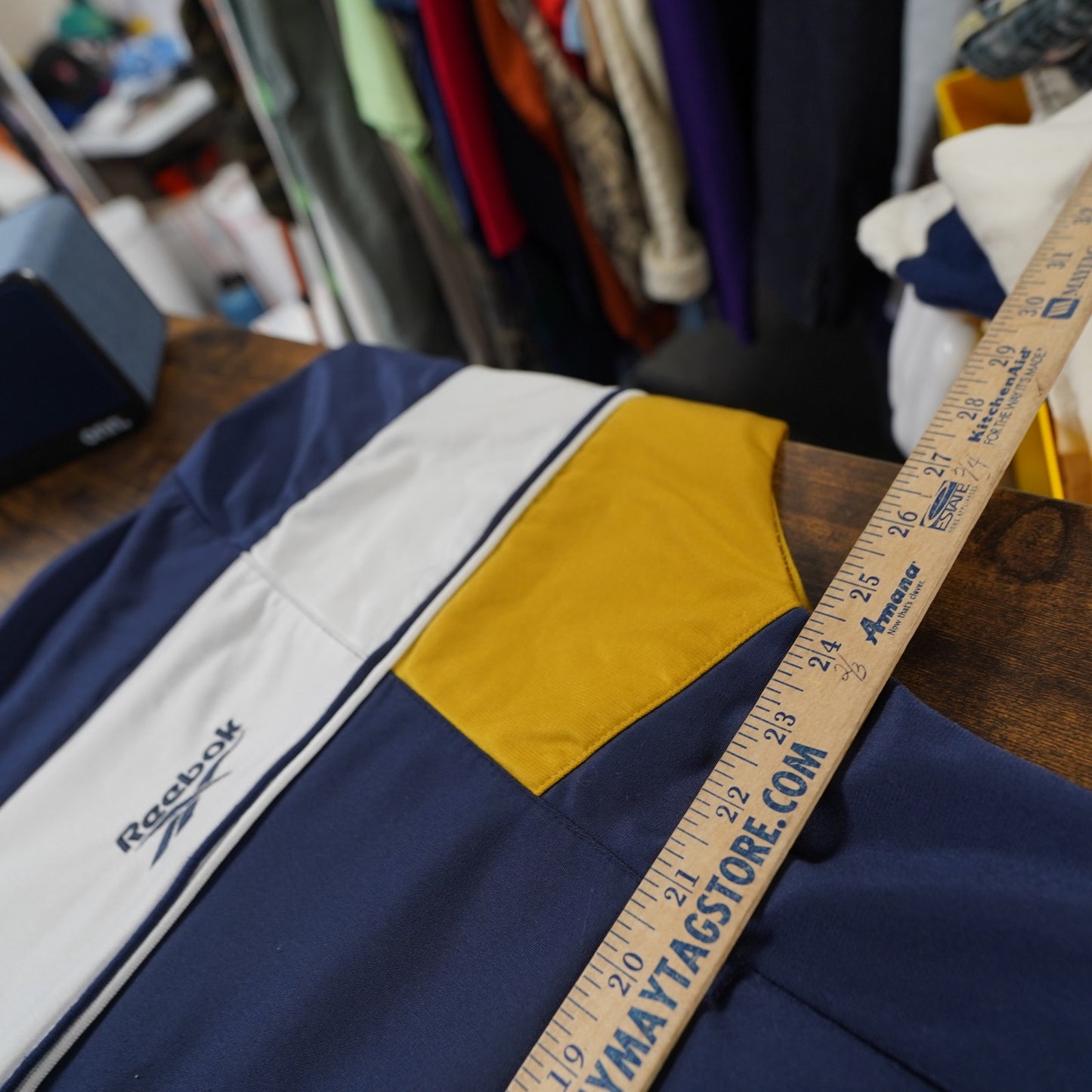 (M) Vintage Reebok Track Jacket Navy Gold Men's M Retro Full Zip