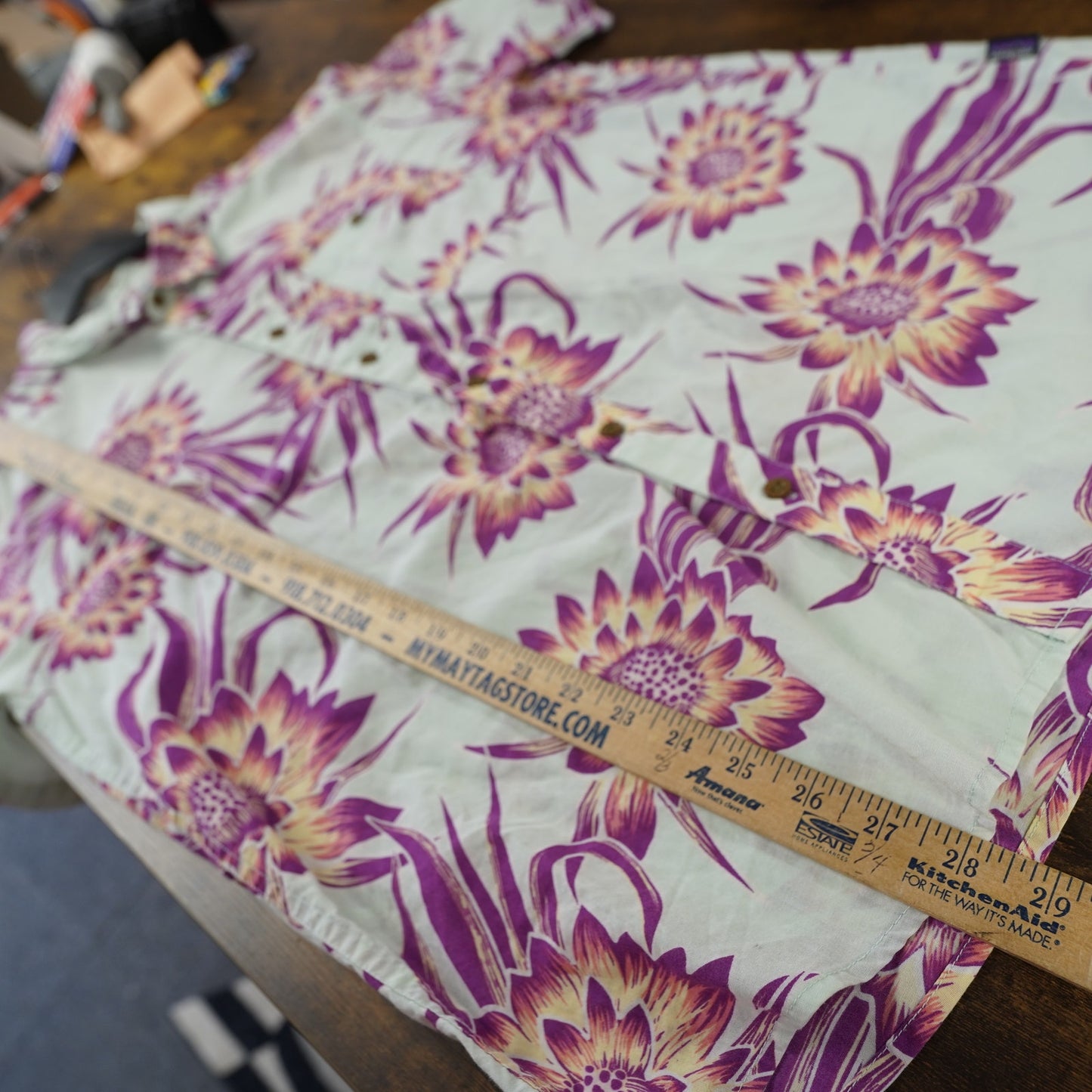 (L) Patagonia Organic Cotton Hawaiian Shirt Men's L Floral Tropical Blue Purple