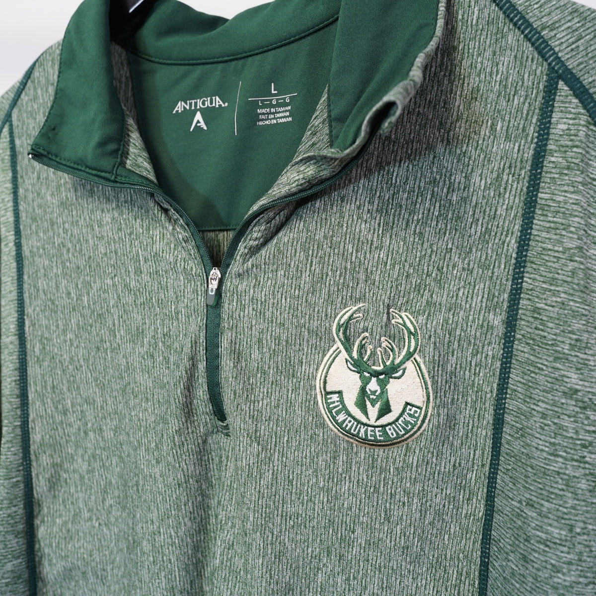 (L) Antigua Milwaukee Bucks Sewn 1/4 Zip Pullover Performance Sweater Men's L Green