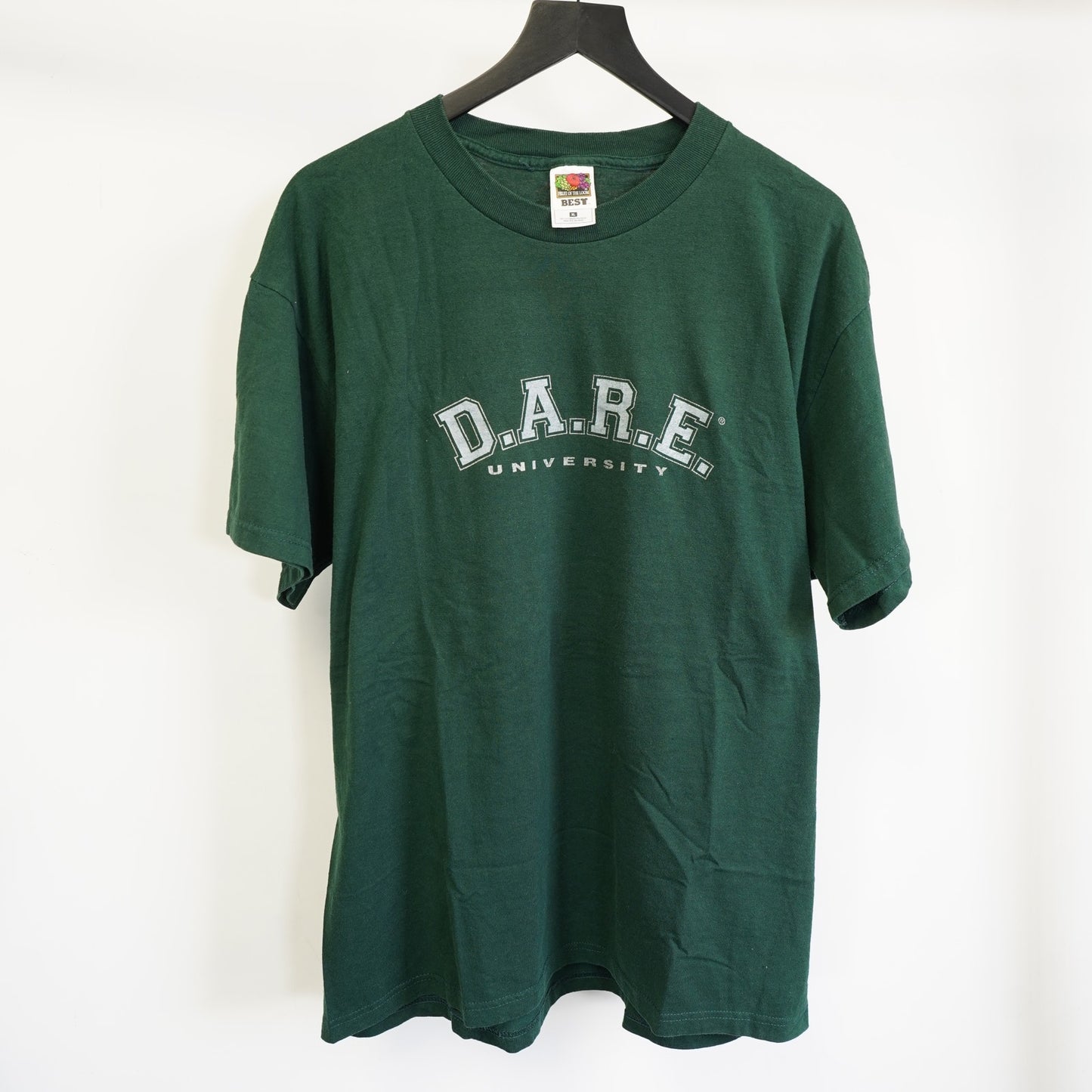 (XL) Vintage Dare to Resist Drugs University T-Shirt Men's XL Green Fruit of the Loom