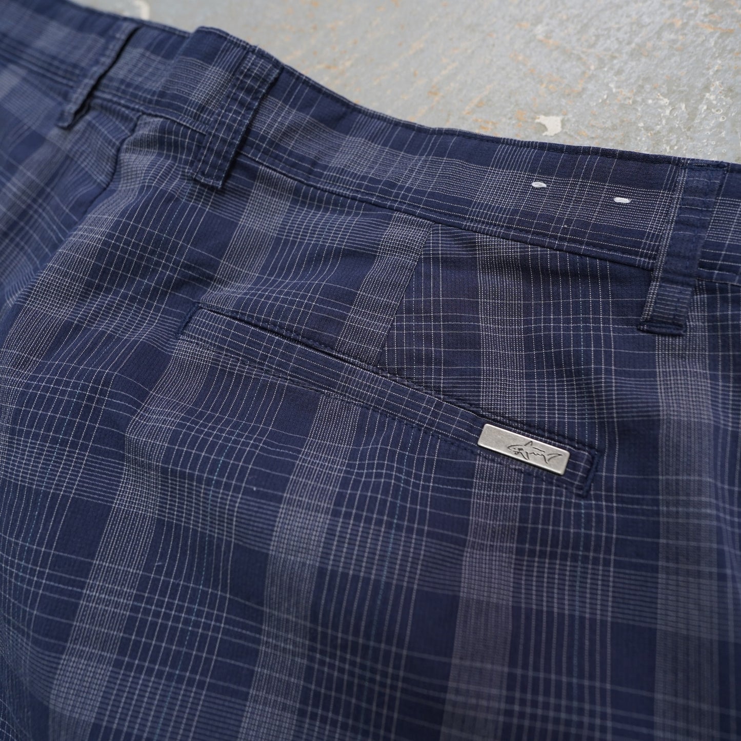 (Men's 36) Greg Norman for Tasso Elba Plaid Golf Shorts Men's Sz. 36 Navy Blue Performance