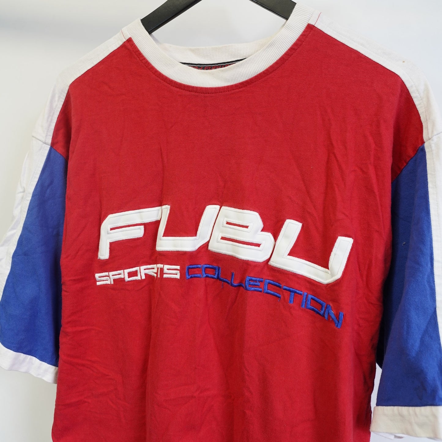 (XL) Vintage Fubu Sports Y2K Hip Hop Stiched T-Shirt Men's XL 2000s Streetwear Red