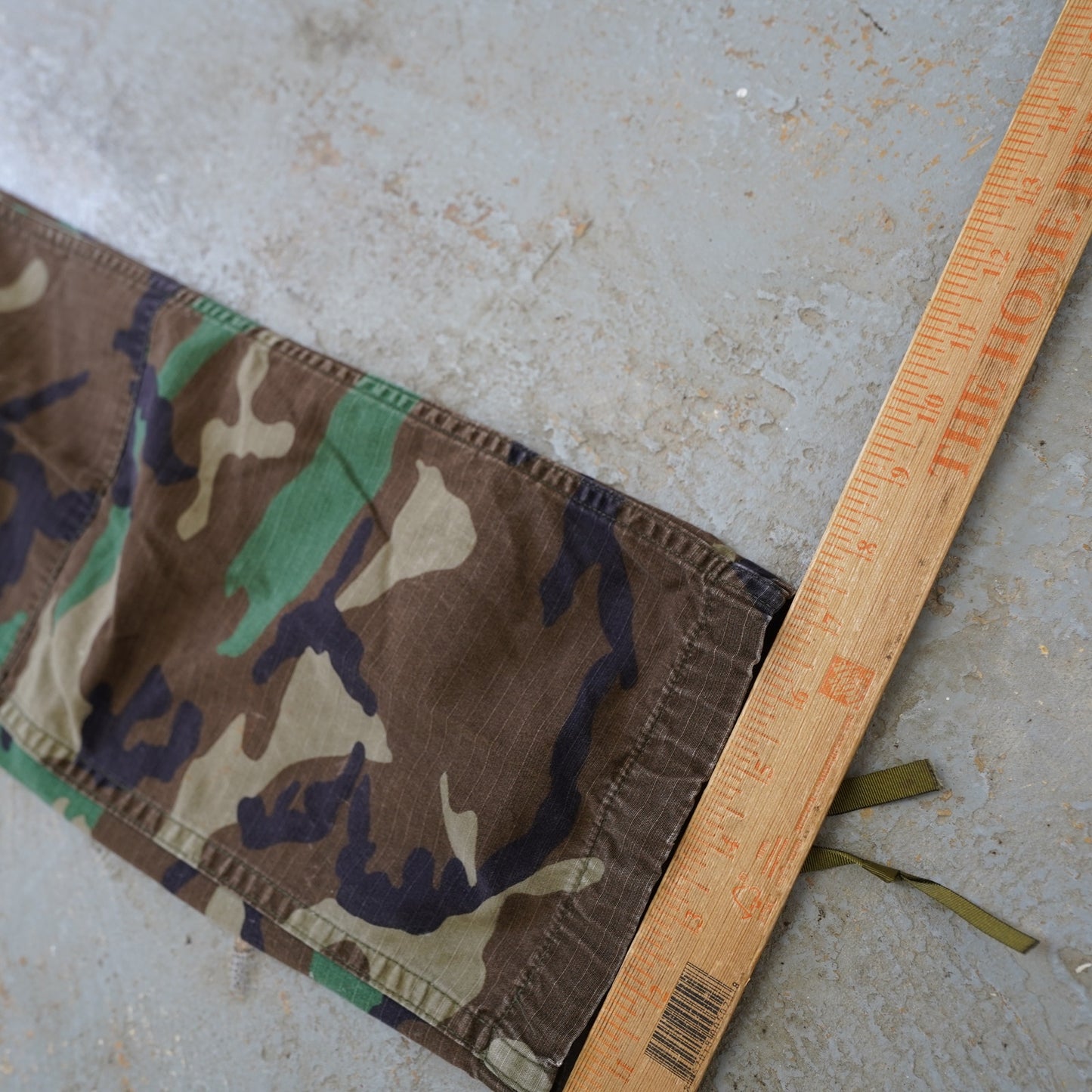 (31x32) Vintage US Military M81 Woodland Camo Cargo Pants Men's 31x32 Army 90s Utility