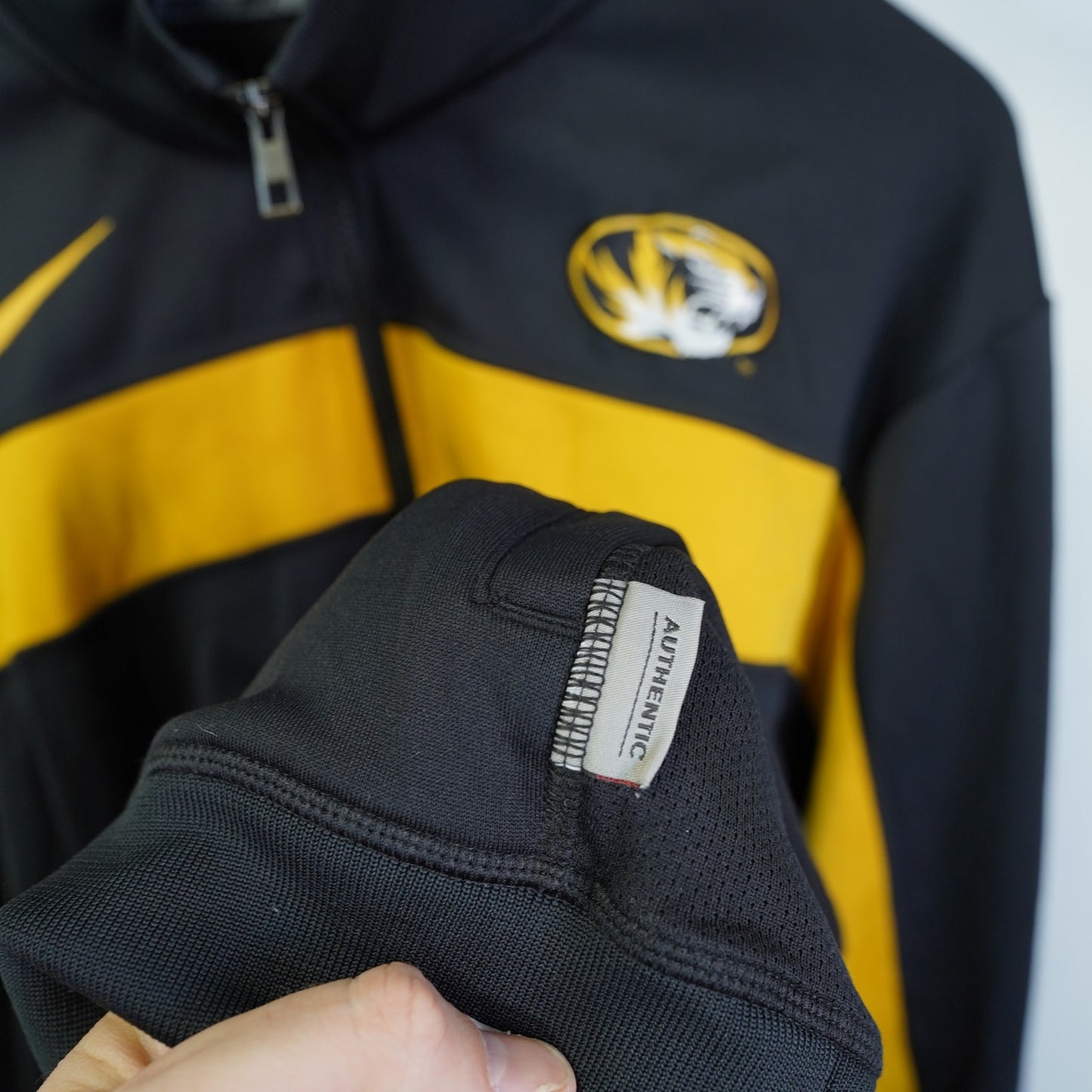(L) Nike Missouri Tigers Dri-Fit Full Zip Track Jacket Men's L Black Yellow