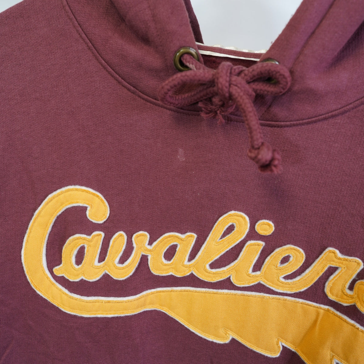 (XL) Cleveland Cavaliers Sewn NBA 47 Banner Script hoodie Men's Maroon Gold Retro