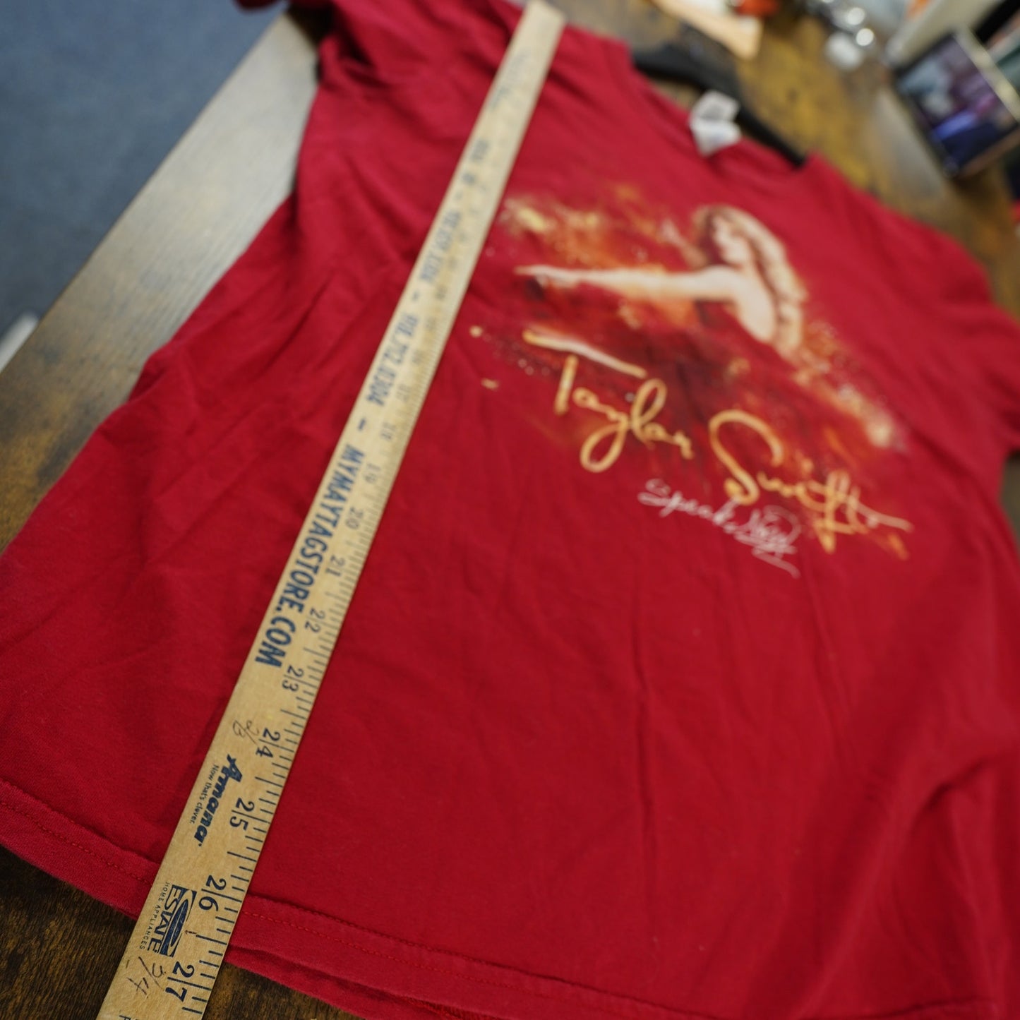 (L) Taylor Swift Speak Now Album Band Tour T-Shirt Unisex Size Large Red Gildan