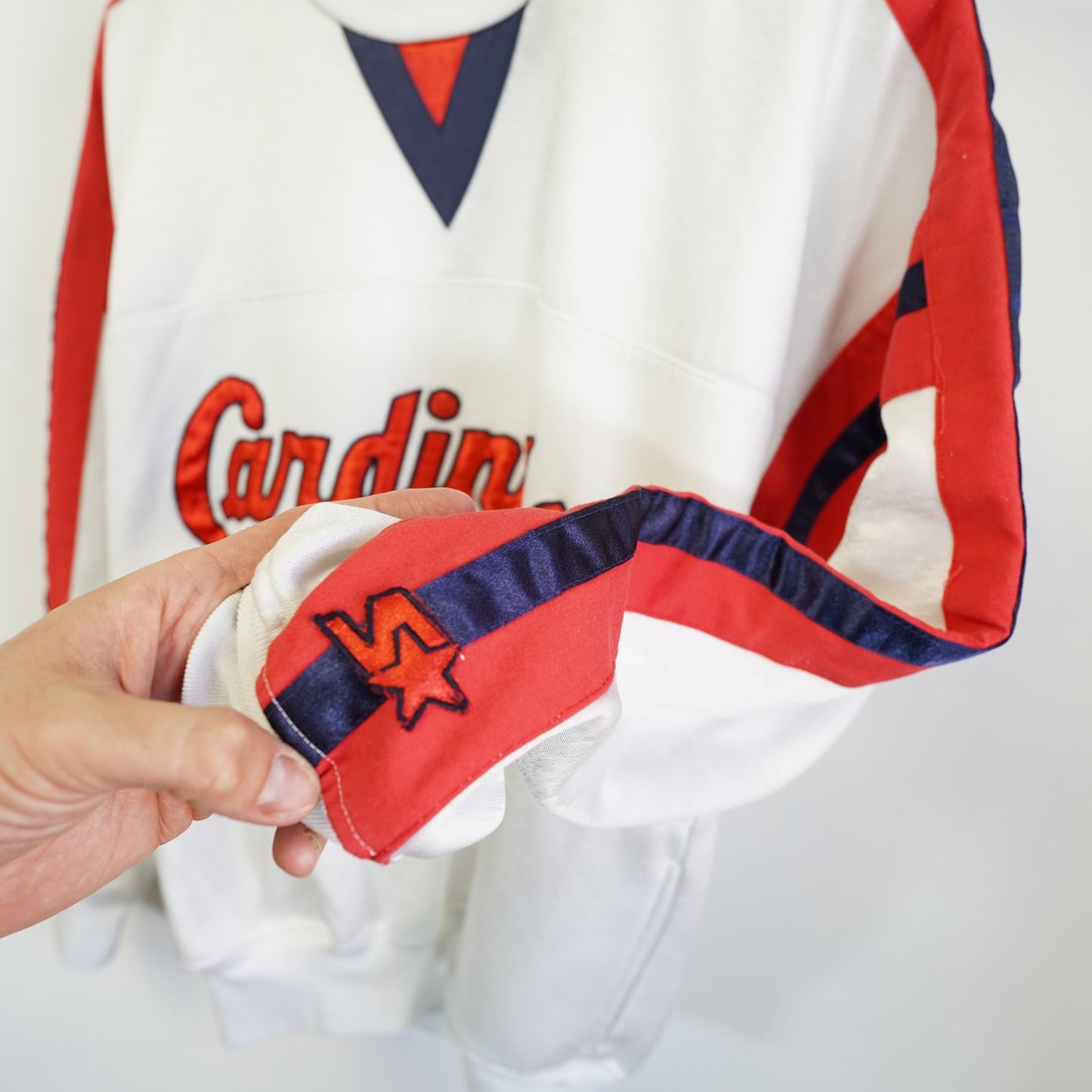 (M) Vintage St. Louis Cardinals Starter Embroidered Sweatshirt Men's S-M White