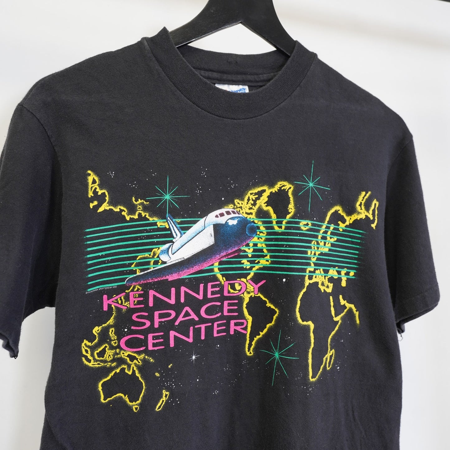 (M) Vintage Kennedy Space Center 90s Nasa Single Stitch T-Shirt Mens M Shuttle Black