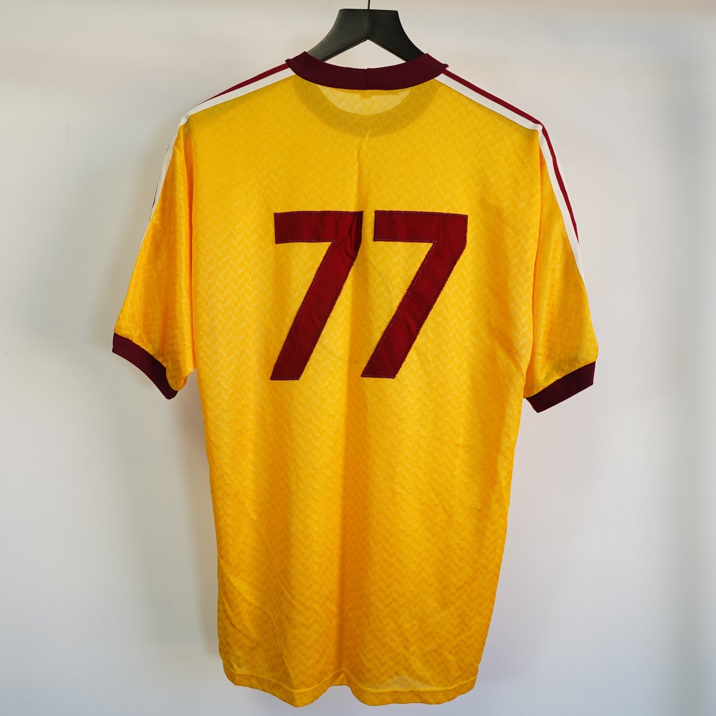 True Vintage 70s Soccer Academy Stitched Jersey Men's M Yellow Futbol