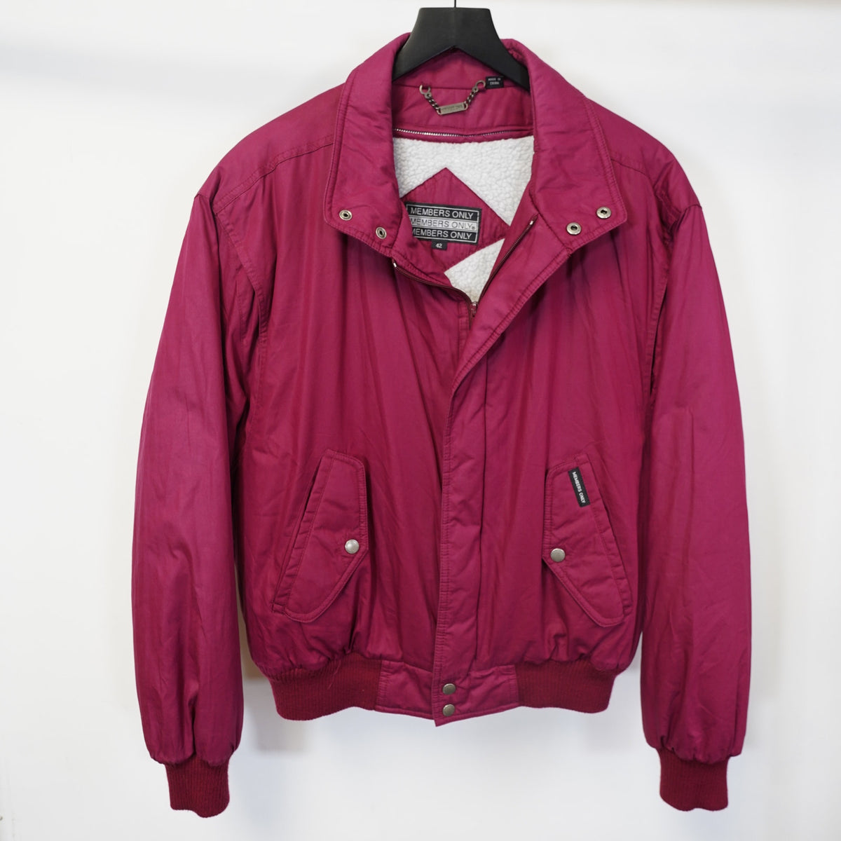 (M) Vintage Members Only Magenta Sherpa Lined Bomber Aviatior Jacket Men's M 42 Pink