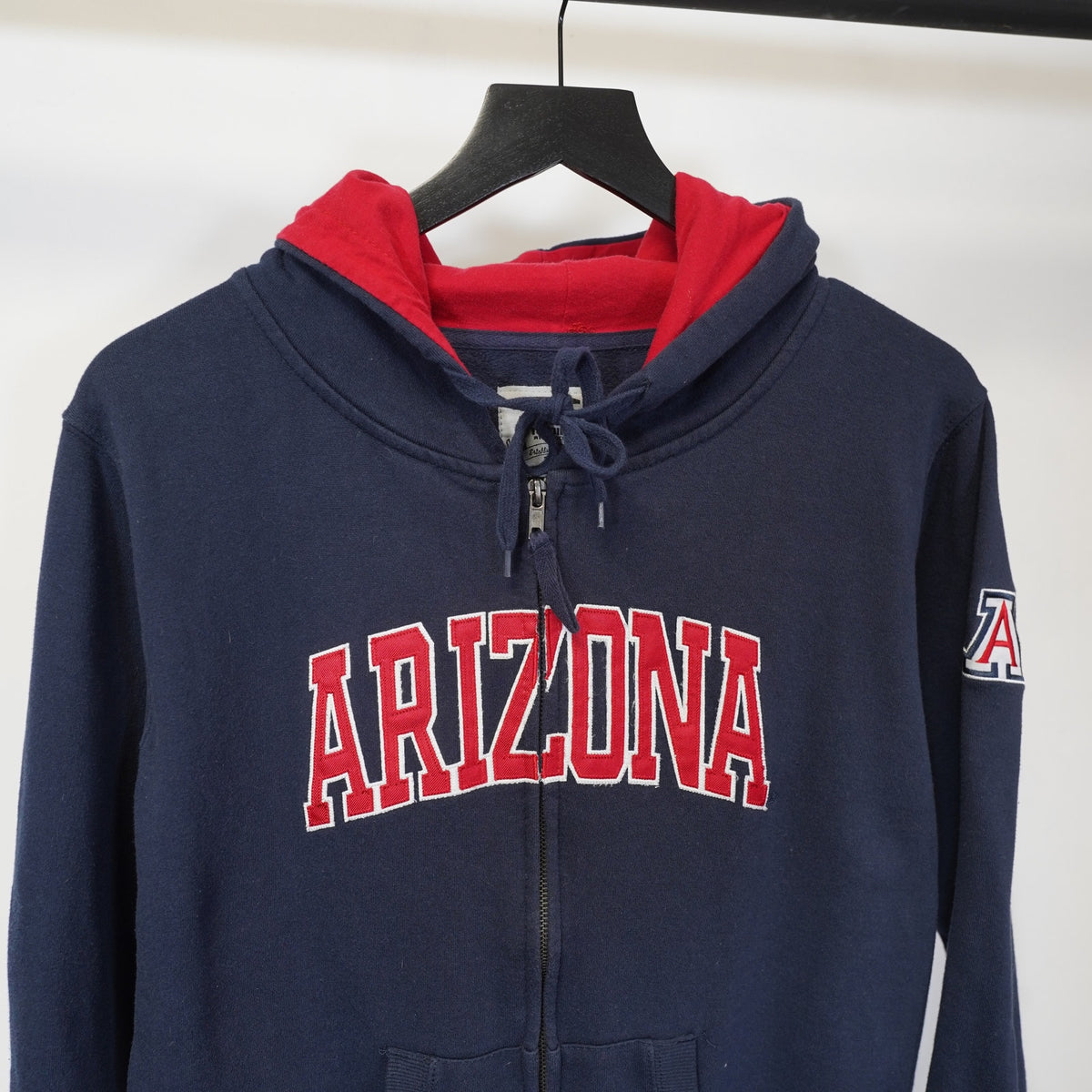 (L) Arizona Wildcats Embroidered Hoodie Men's L Blue Red Stadium Athletics