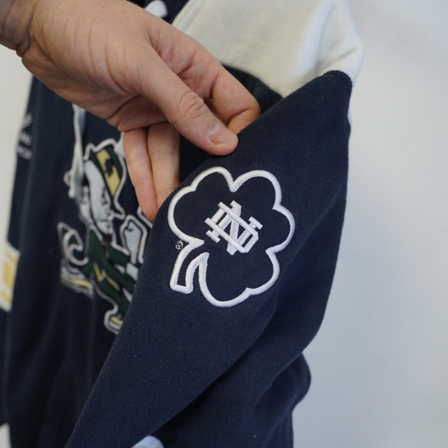 (L) Notre Dame Fighting Irish Sewn Champion Hockey Hoodie Men's L Embroidered Blue