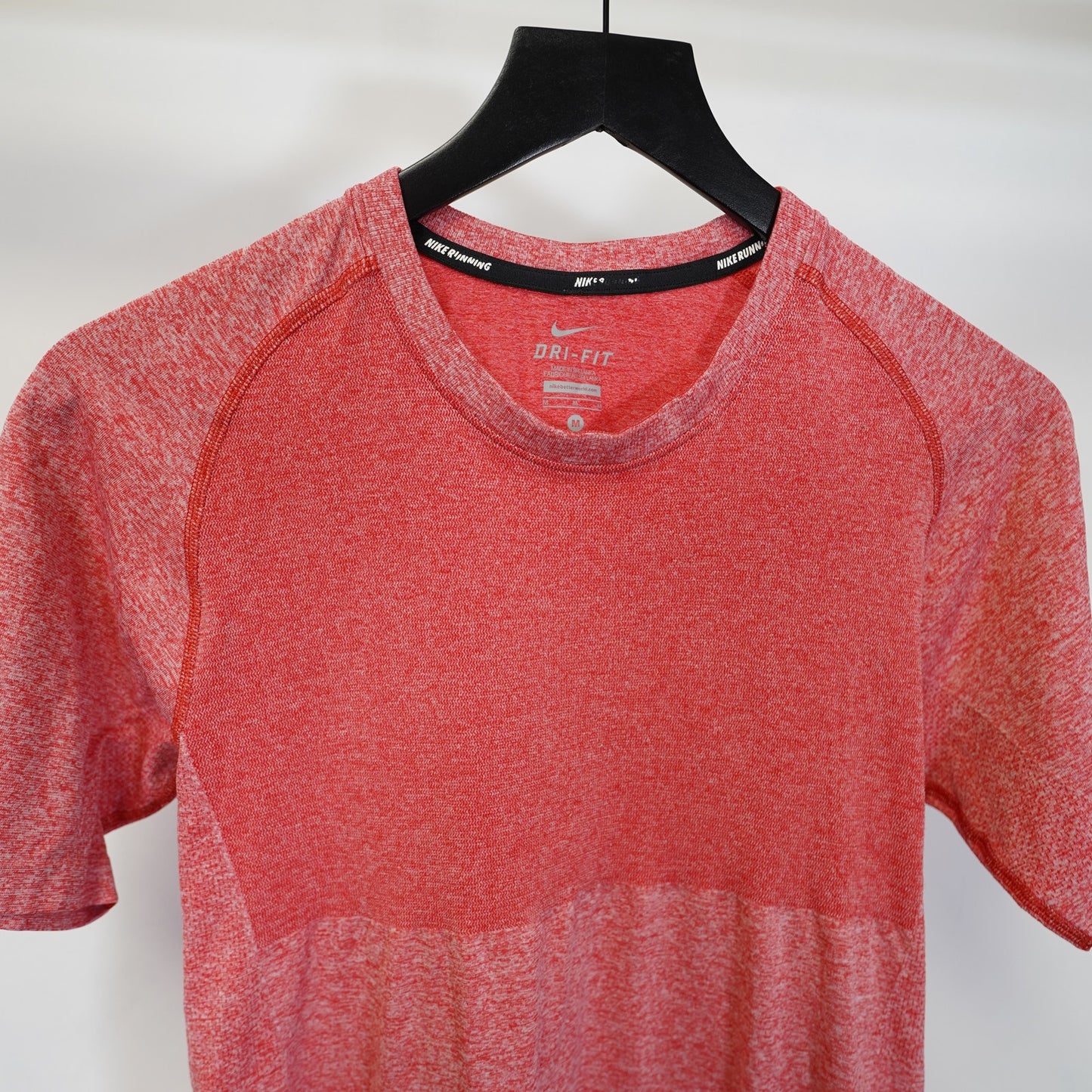 (M) Nike Running Dri-FIT Running T-Shirt Men's M Bright Crimson Breathable