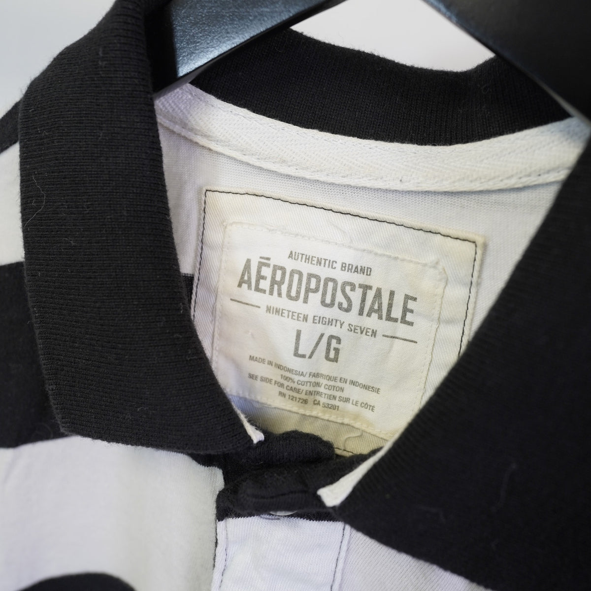 (L) Aeropostale Sewn Striped Y2K Polo Shirt Men's L White Black 2000s Preppy
