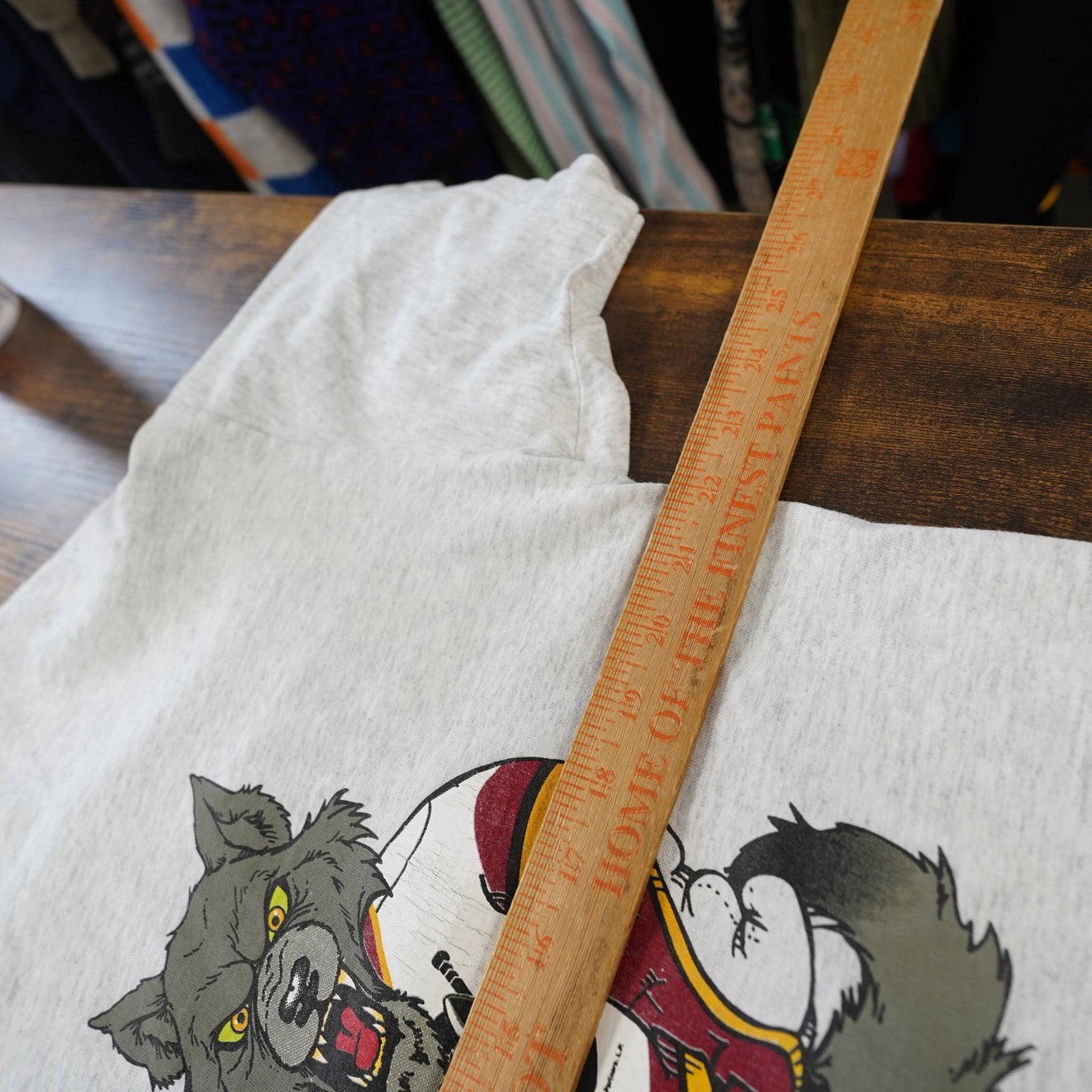 (XL) Vintage Chicago Wolves Nutmeg Mills All Over Print Hockey T-Shirt Men's XL Gray